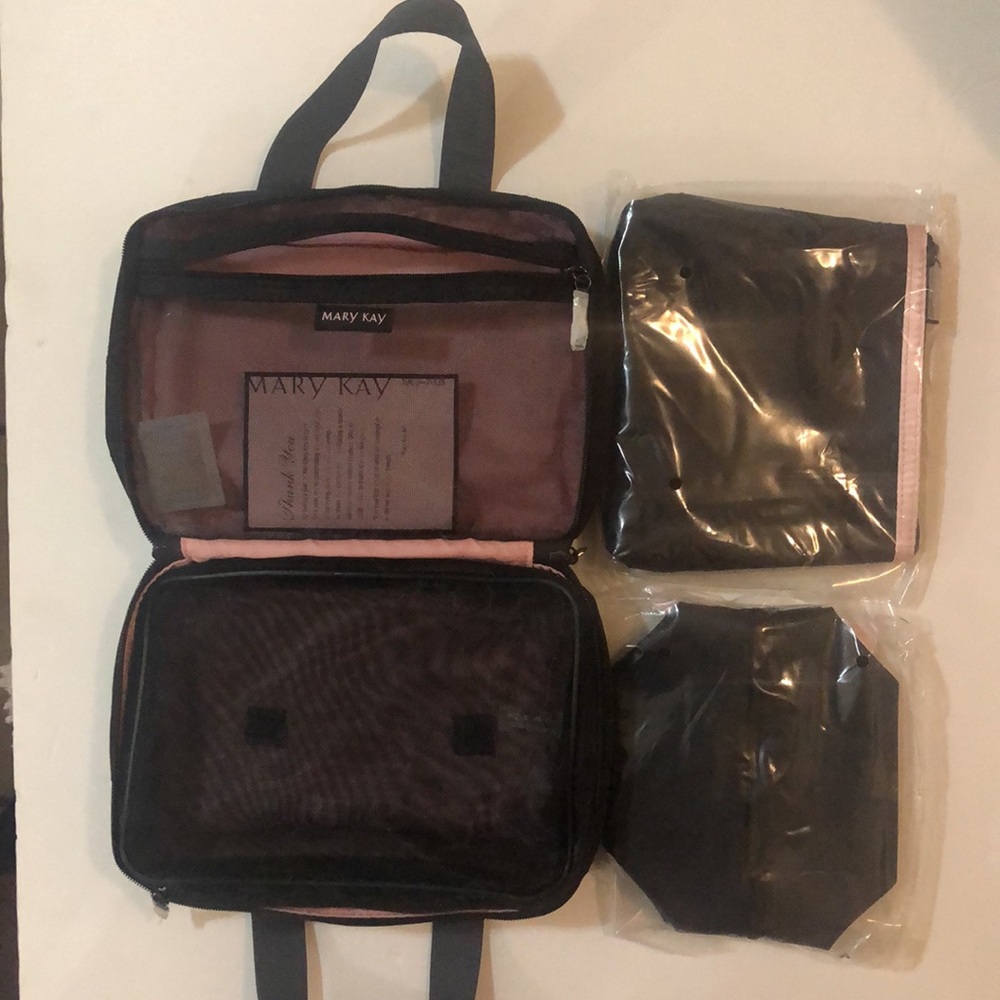 NEW Mary Kay travel tote - Picture 7 of 7